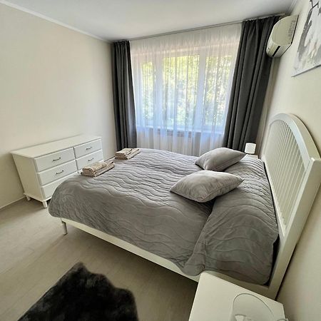 סופיה Excellent Location ! General Gurko Apartment מראה חיצוני תמונה