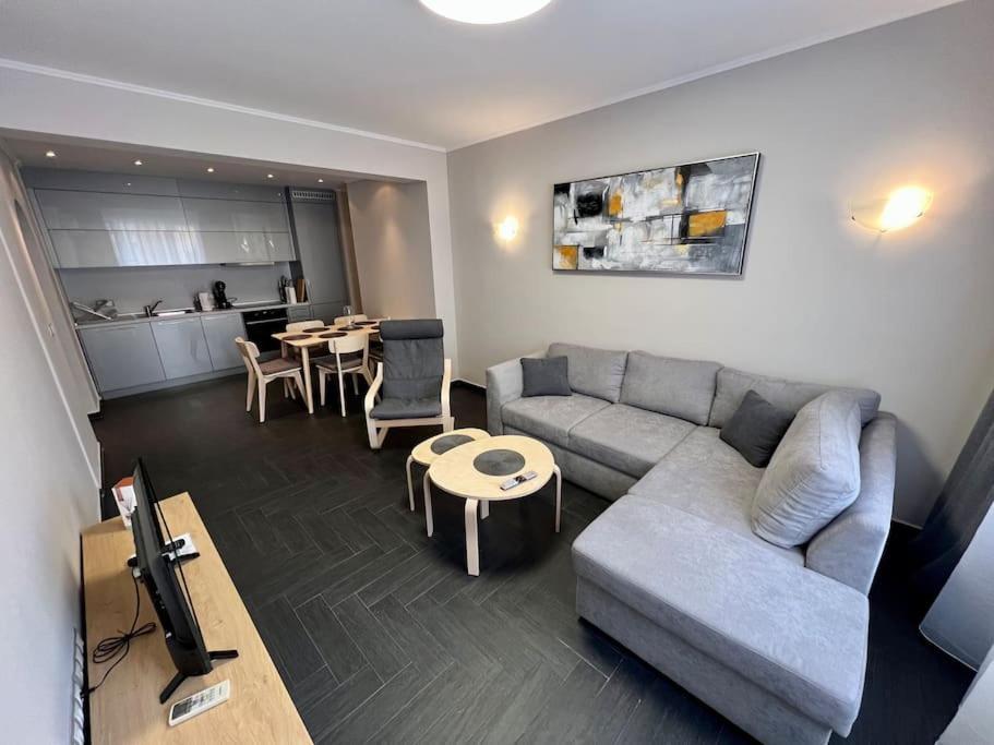 סופיה Excellent Location ! General Gurko Apartment מראה חיצוני תמונה